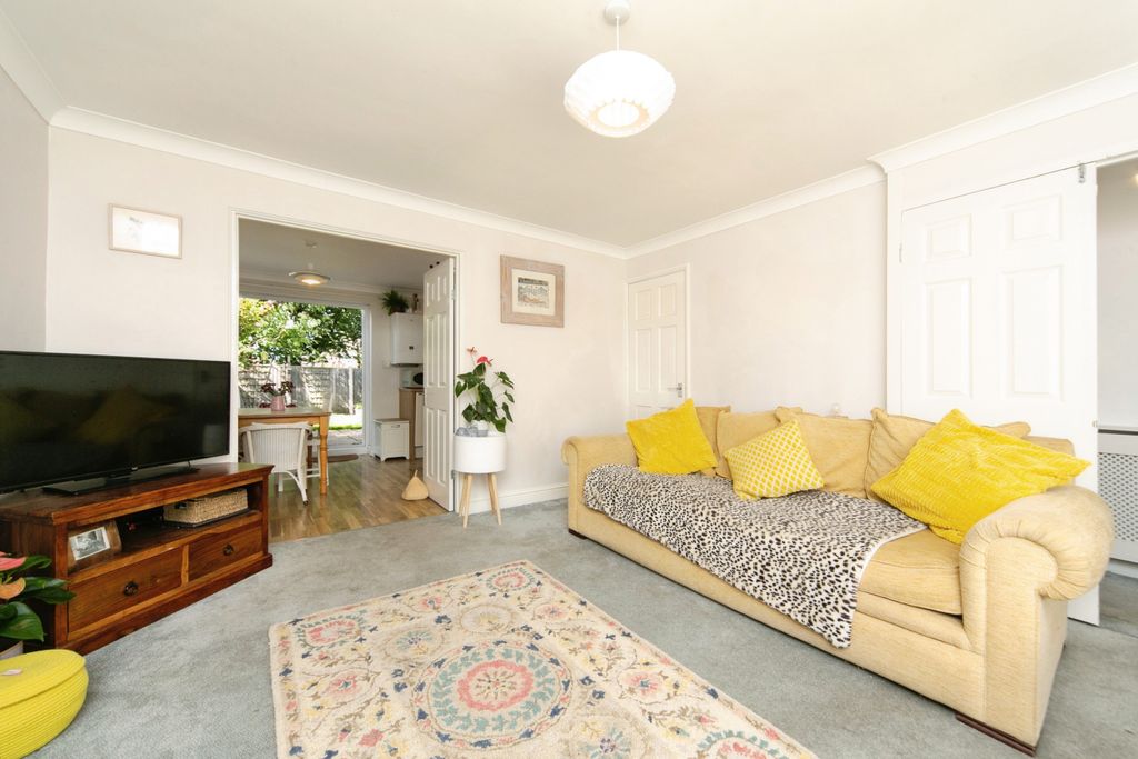 Property photo 2 of 15