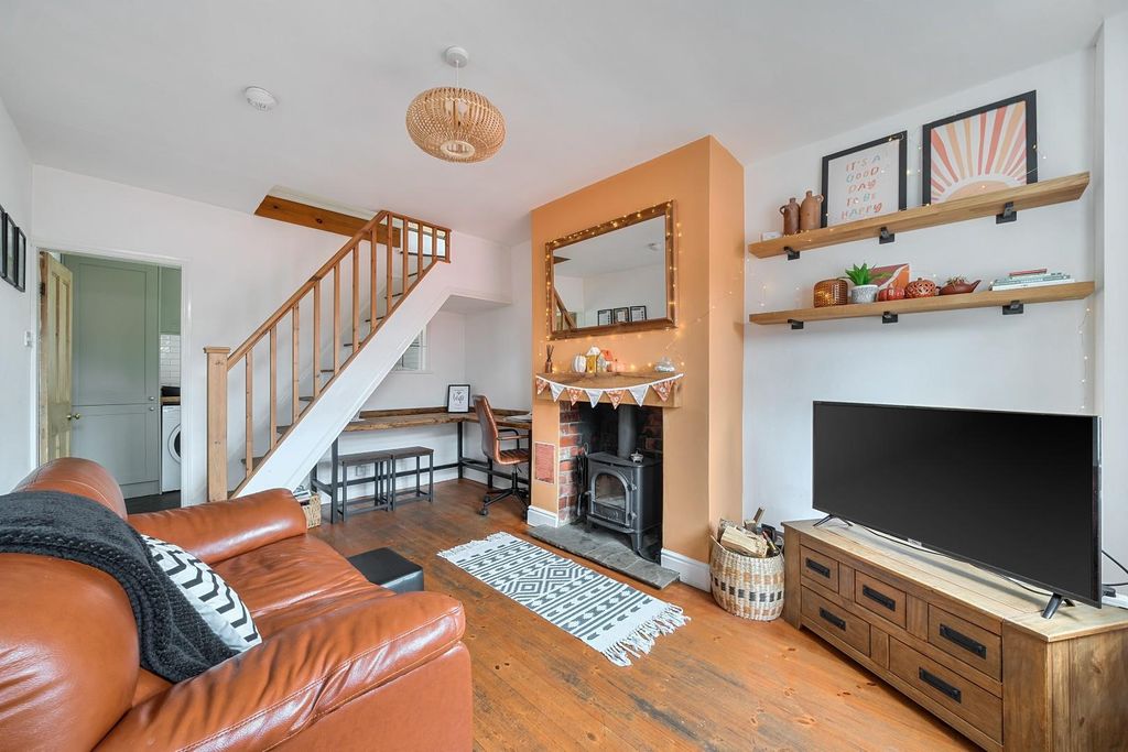 Property photo 2 of 14 Lounge 1.Jpg