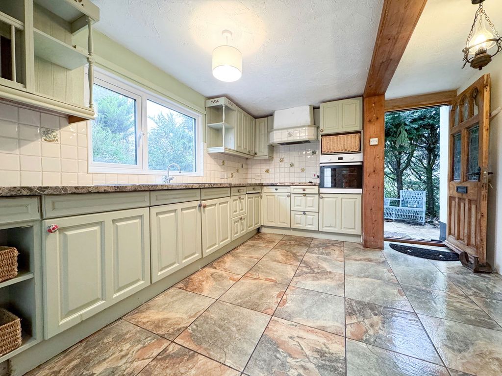 Property photo 3 of 26