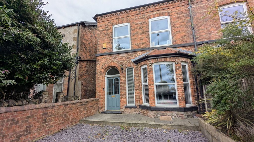 Property photo 1 of 25
