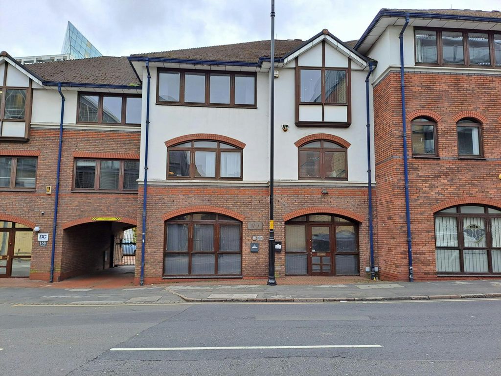 Property photo 1 of 9 1000006672.Jpg