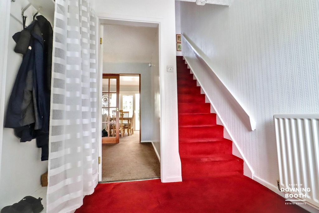Property photo 2 of 30