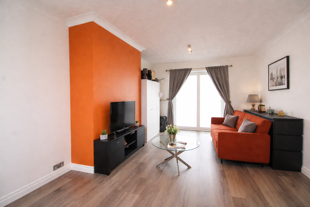 Property photo 3 of 18 3