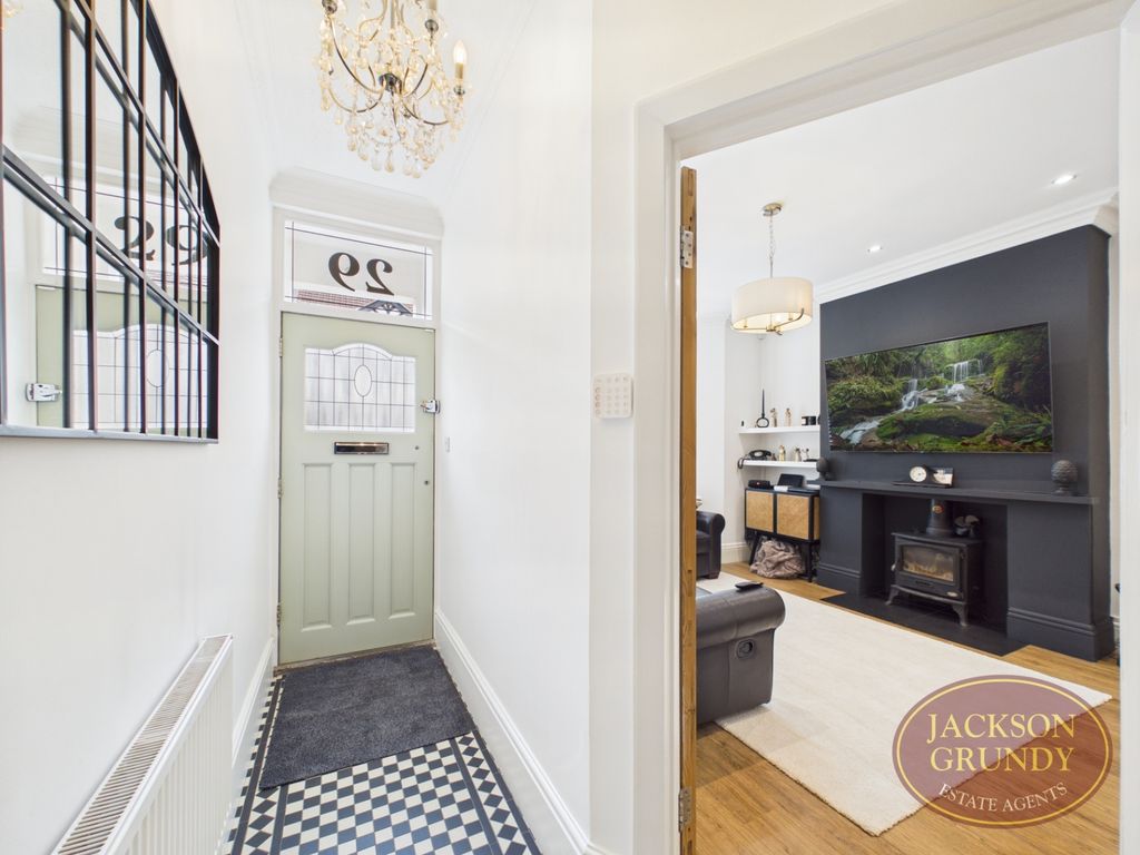 Property photo 2 of 17 Garrick Road