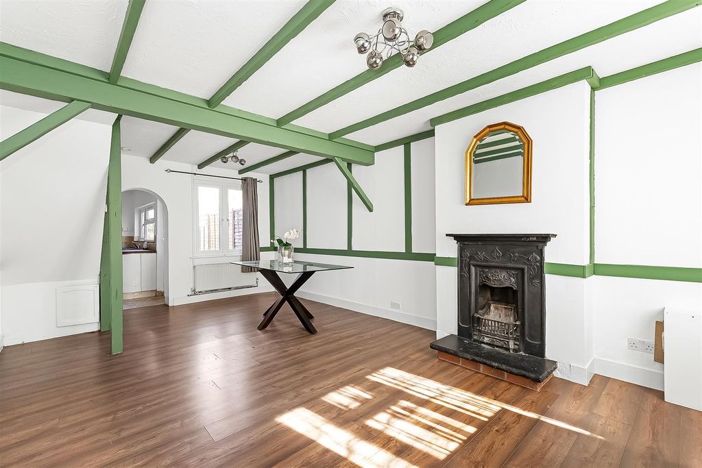 Property photo 3 of 15 Reception Room