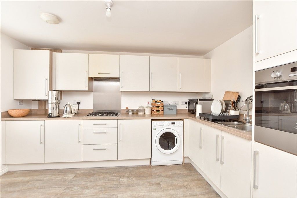 Property photo 1 of 14 Kitchen