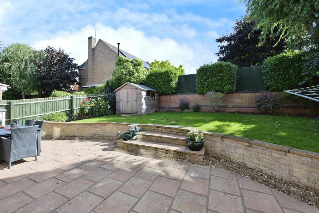 Property photo 3 of 15