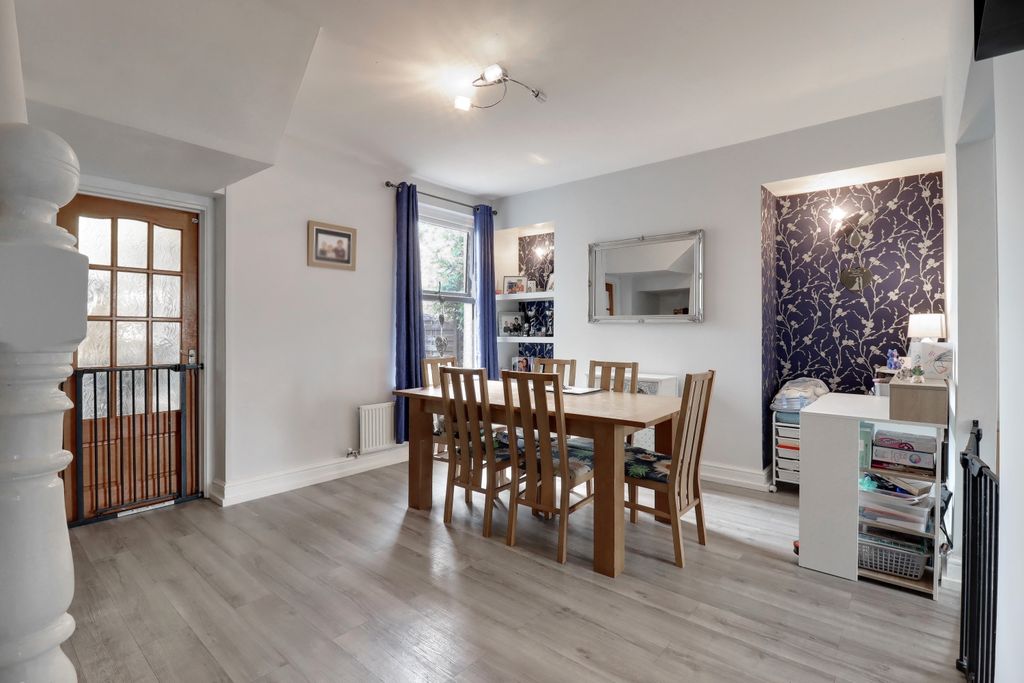 Property photo 3 of 12 Dining