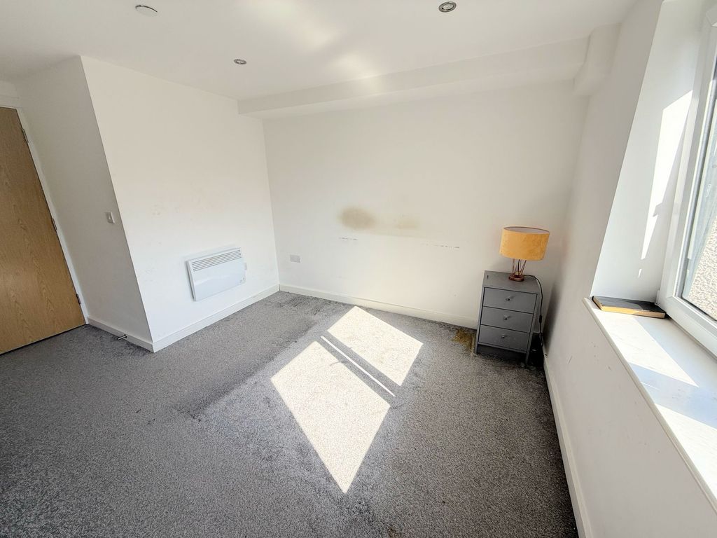 Additional image 12 of 2 bed flat for saleWheatley Court, Halifax HX2