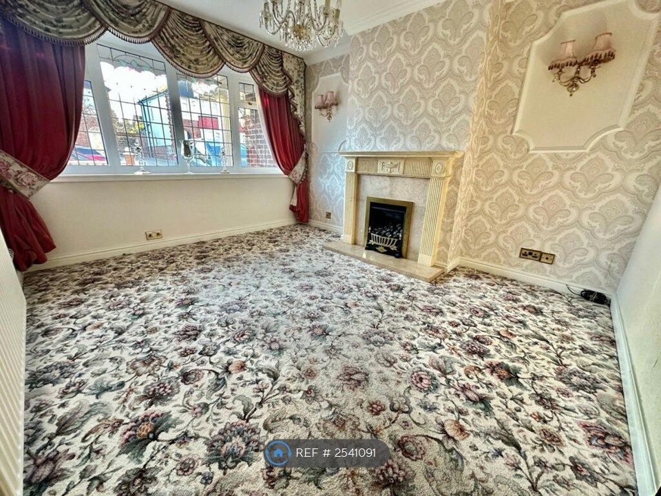 Property photo 3 of 18