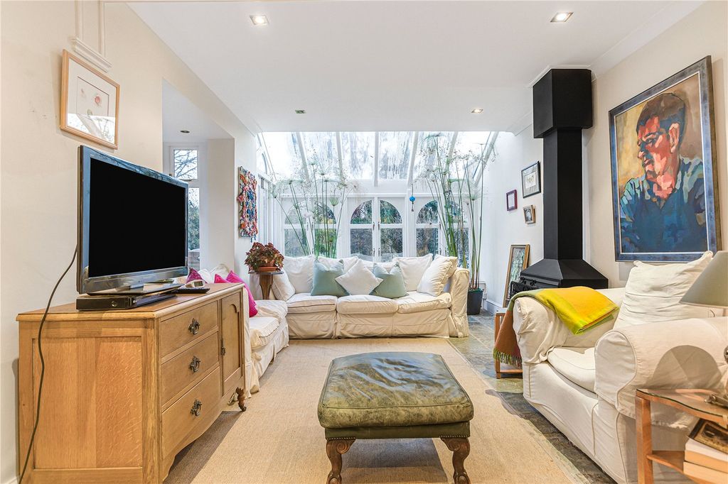 Property photo 3 of 29 Picture No. 32