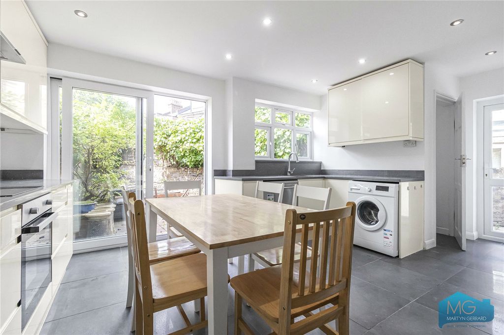 Property photo 3 of 14 Picture No. 29