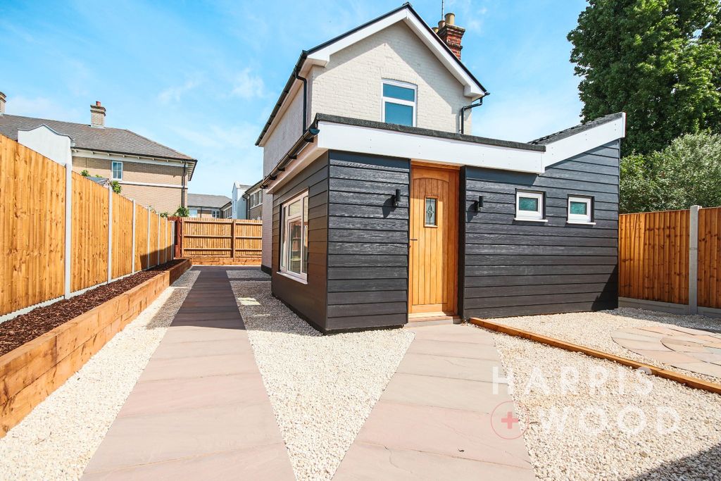 Property photo 1 of 28 4186021