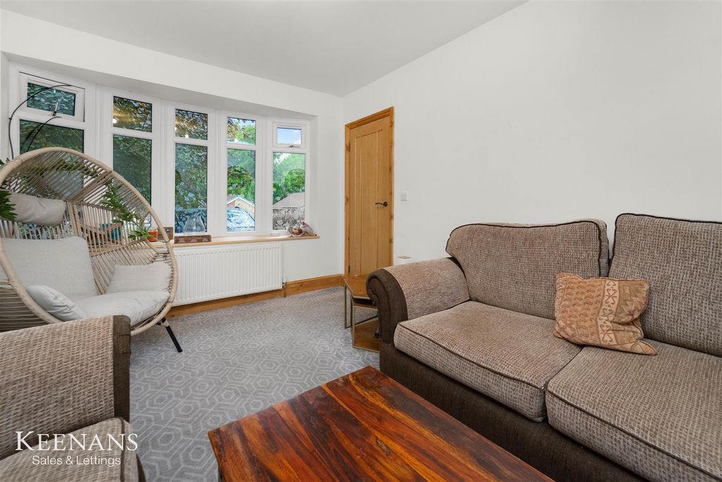 Property photo 3 of 32 12.Jpg