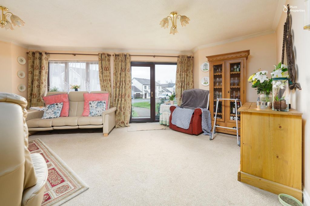 Property photo 2 of 11 15_Magnuscourt-8.Jpg