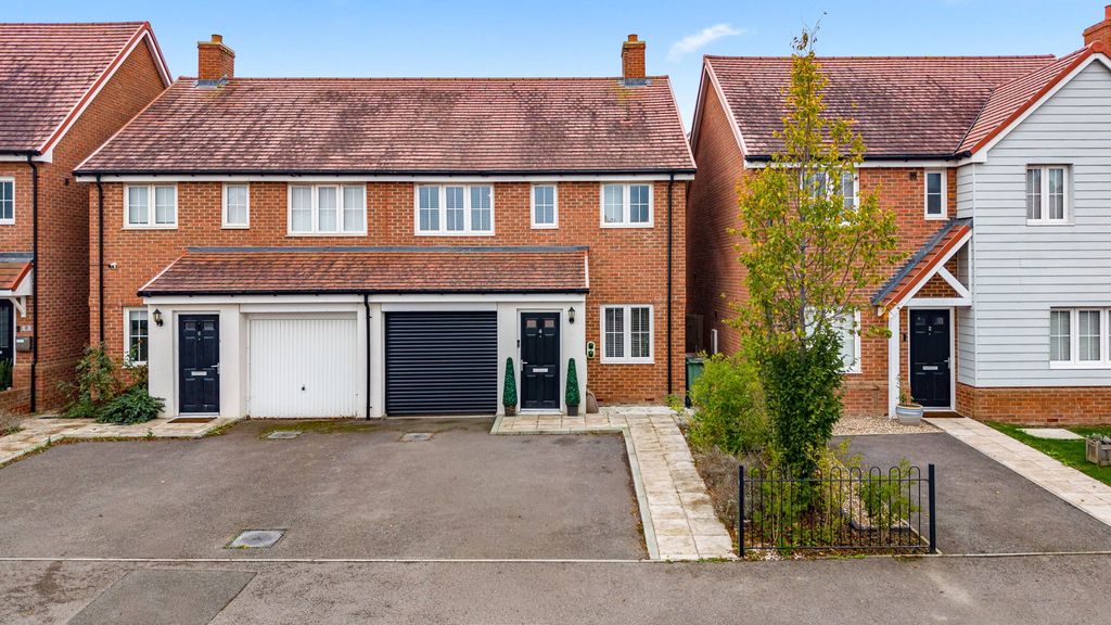 Property photo 1 of 38