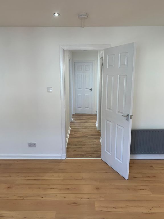Additional image 4 of 2 bed flat to rentA Old Street, Clydebank G81