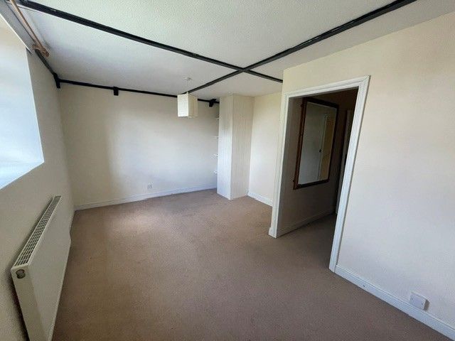 Property photo 3 of 14 Bedroom 1