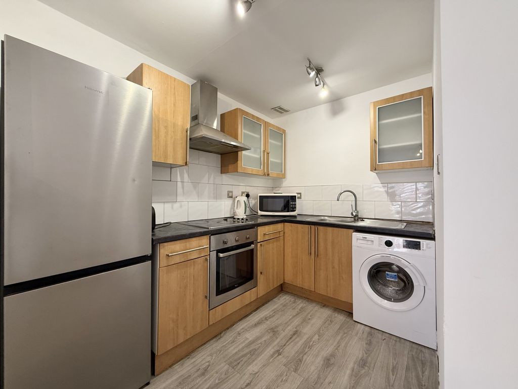 Property photo 3 of 12 Img_9221