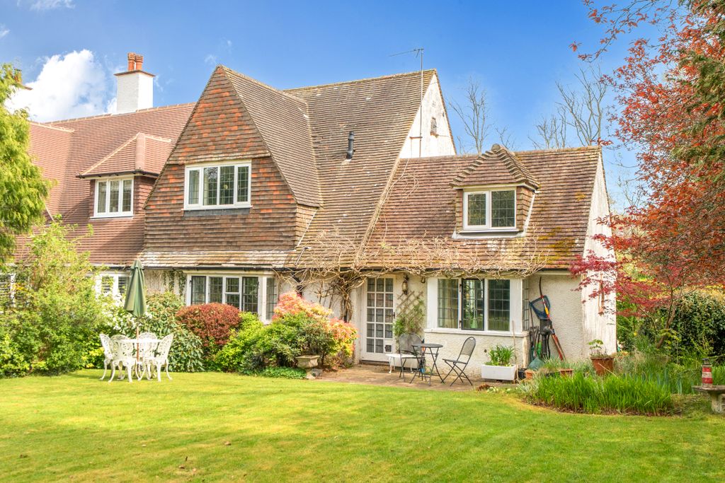 Property photo 1 of 24