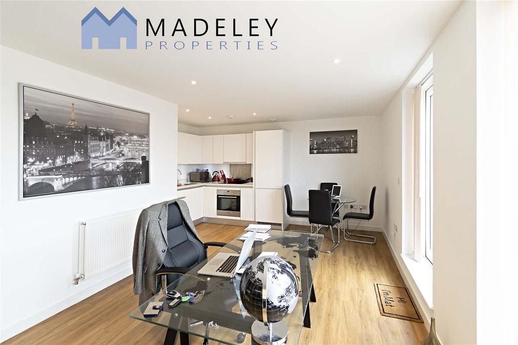 Property photo 1 of 24 Main Picture