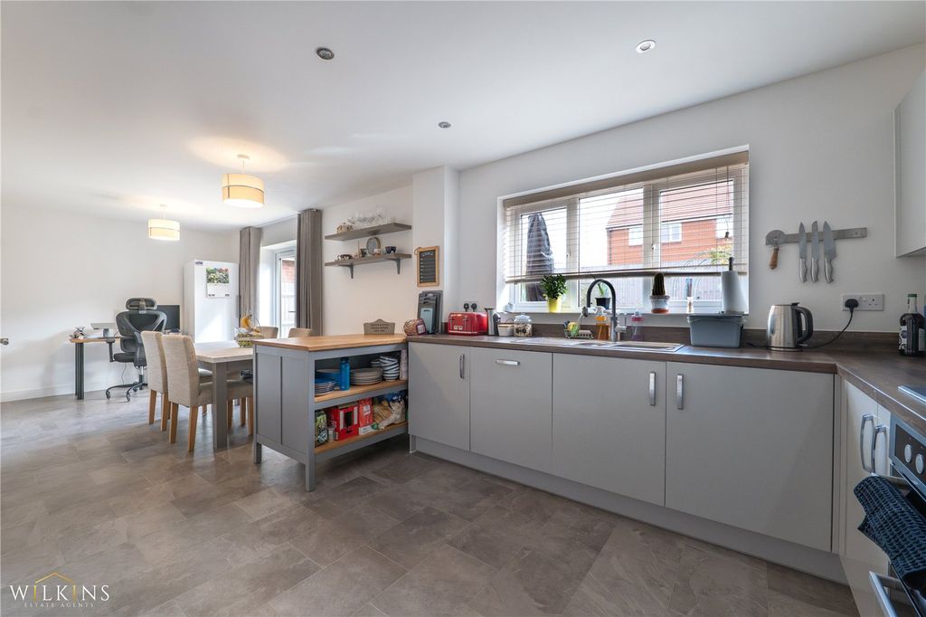 Property photo 2 of 26 Picture No. 22