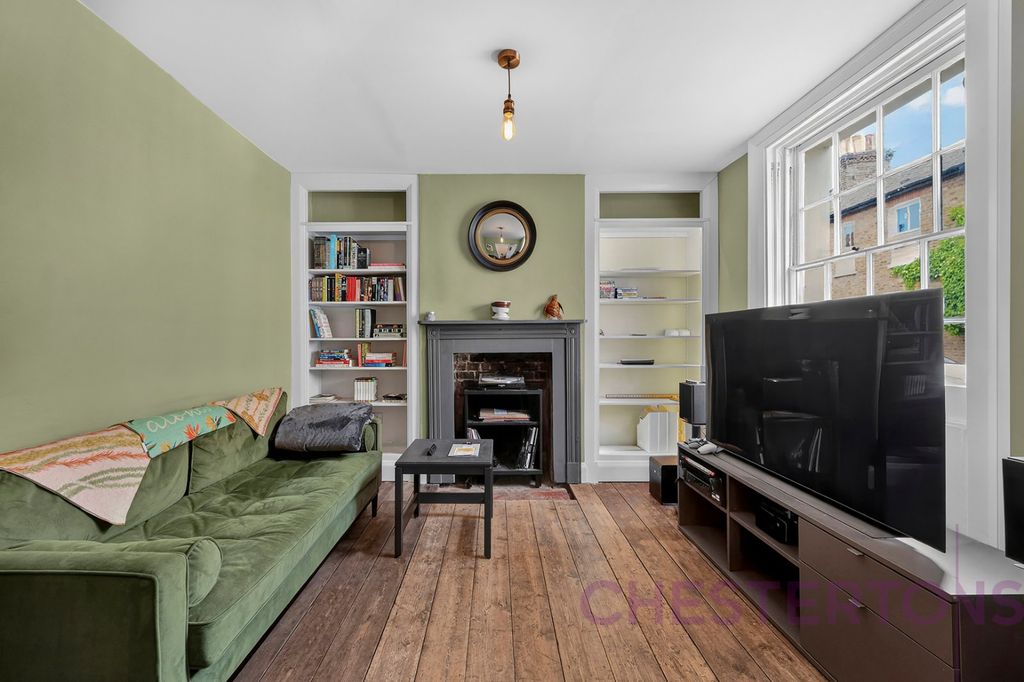 Property photo 2 of 16