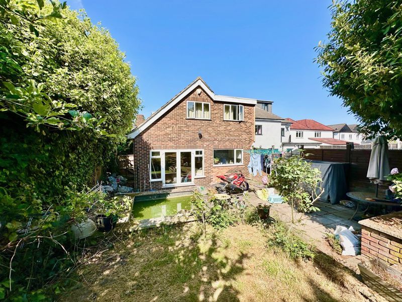 Property photo 3 of 11 Photo 12