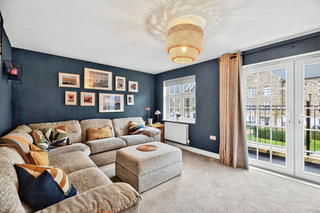 Property photo 3 of 17