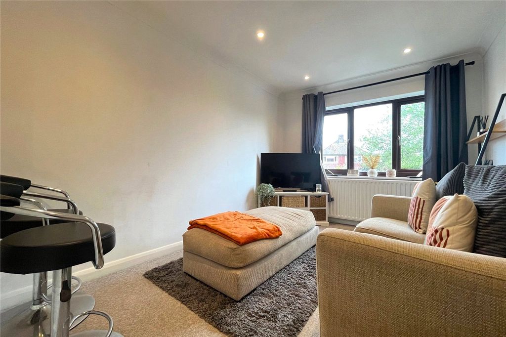 Property photo 3 of 7 Picture No. 08