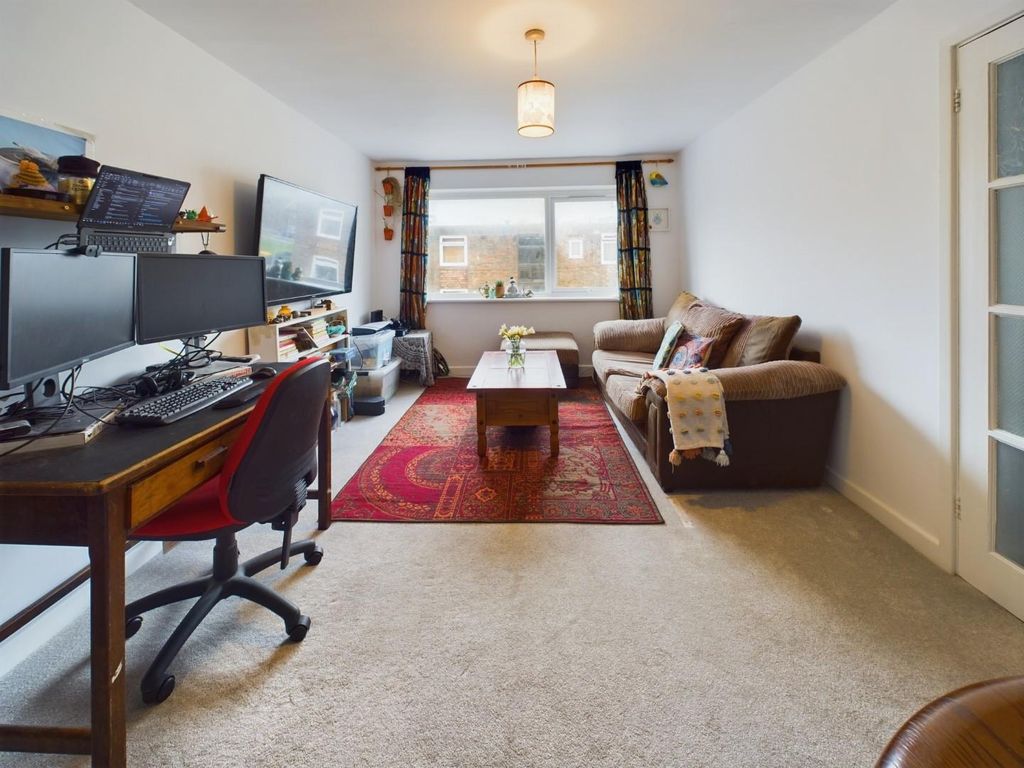 Property photo 2 of 9 Pr0204-Still011.Jpg