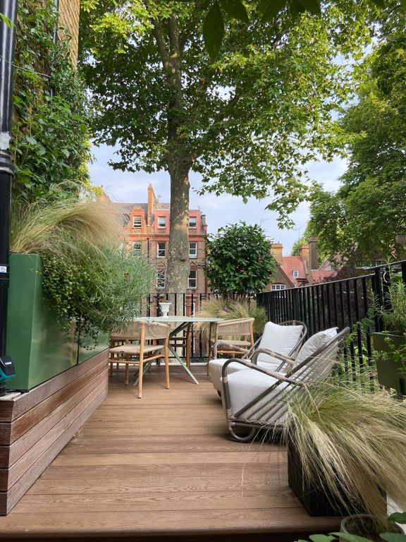 Property photo 2 of 13 Image