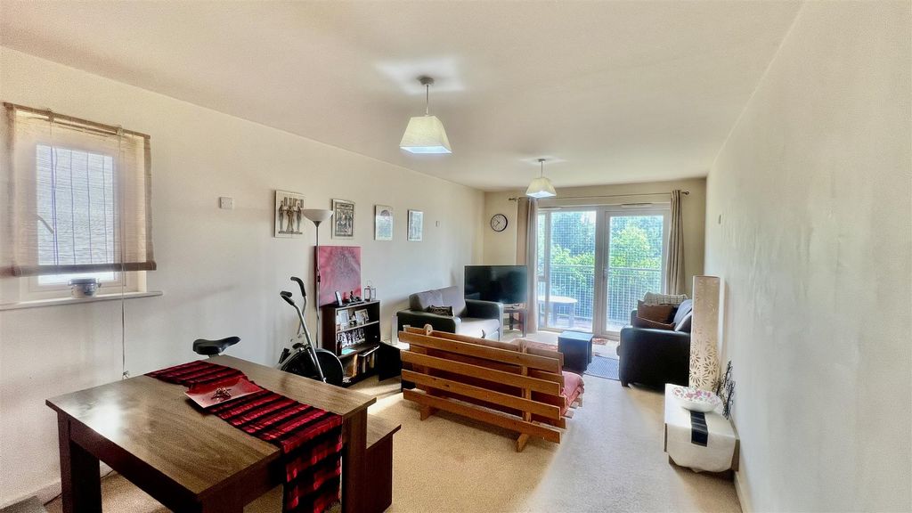 Property photo 1 of 9 Reception Room