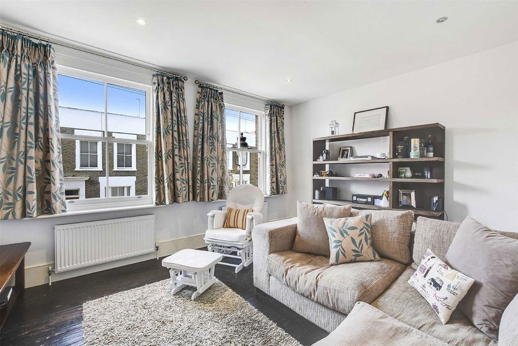 Property photo 2 of 10