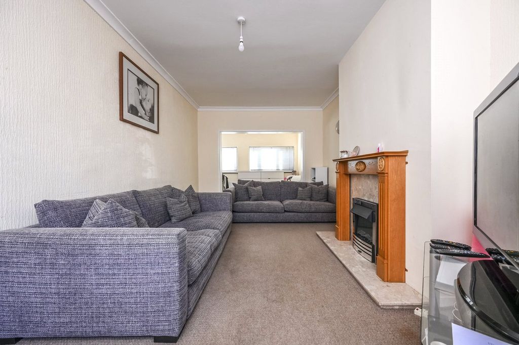 Property photo 3 of 13 Picture No. 05