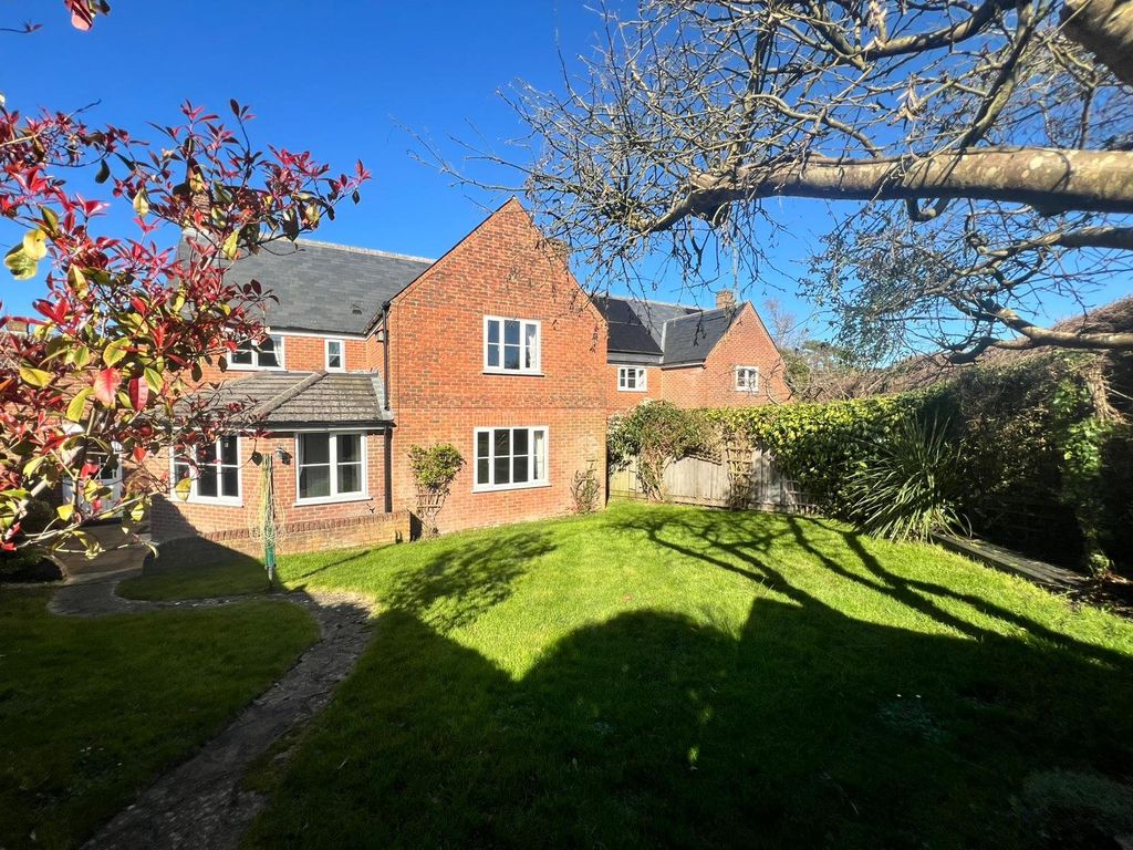 Property photo 1 of 19 Picture No. 35