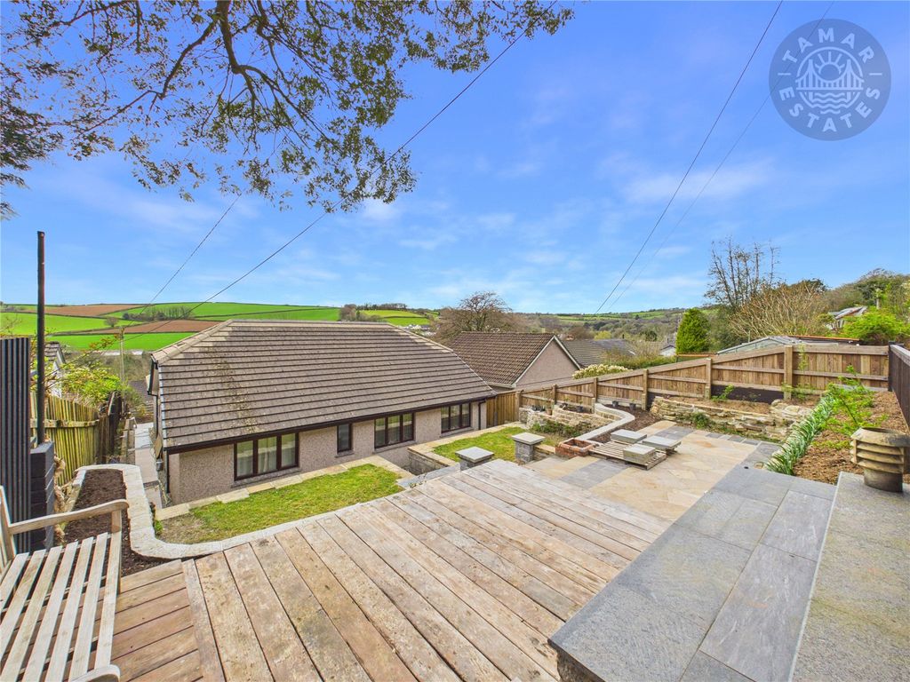 Property photo 2 of 23 Rear Garden