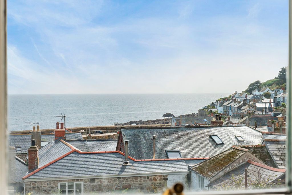 Property photo 2 of 18 Photo 2