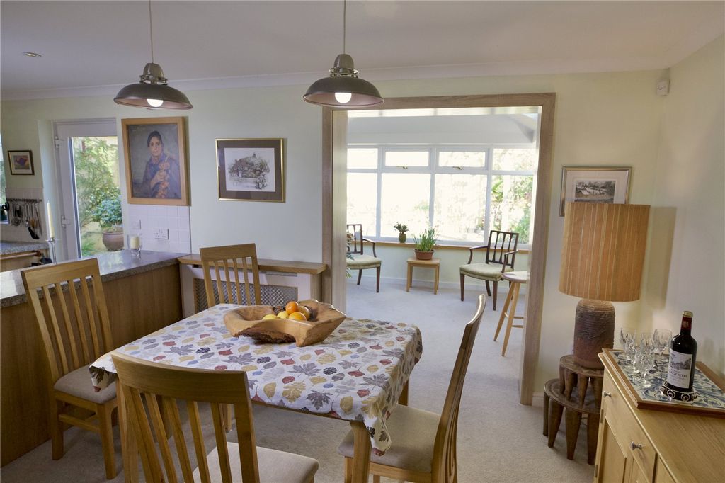 Property photo 3 of 21 Picture No. 53