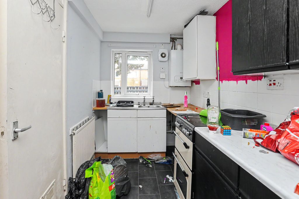 Property photo 3 of 9 9 Moss Gardens, Hemlington, Middlesbrough, Cleveland, Ts8 9Ne