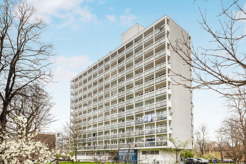 Property photo 1 of 11 B112F1F5-c326-F11...