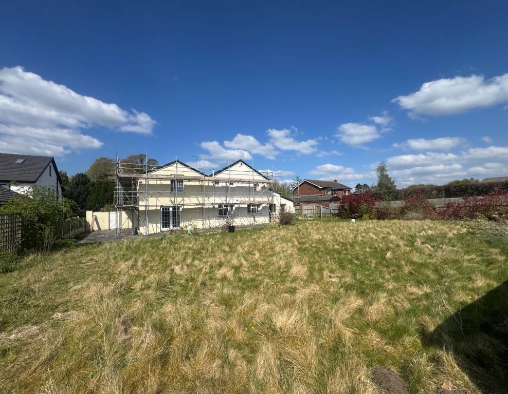 Property photo 2 of 9