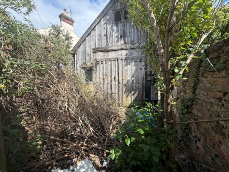 Property photo 1 of 4