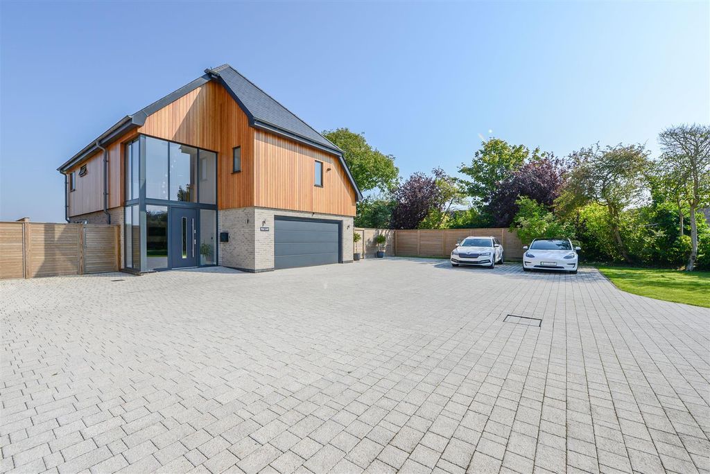 Property photo 1 of 40 Bay Leaf12.Jpg