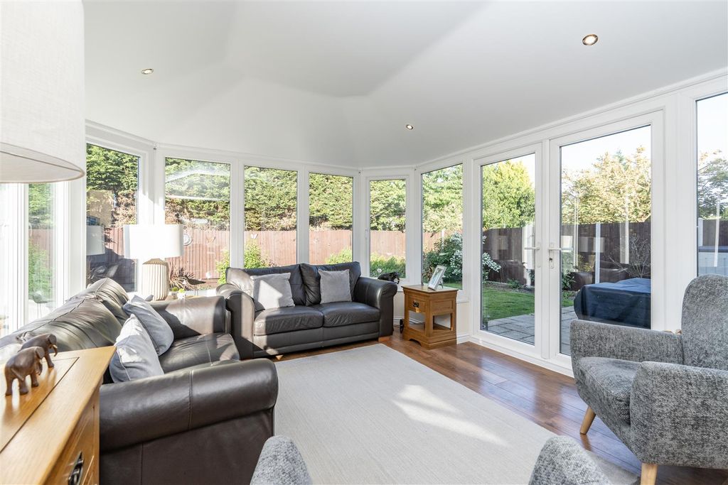 Property photo 3 of 28 Dsc05387.Jpg