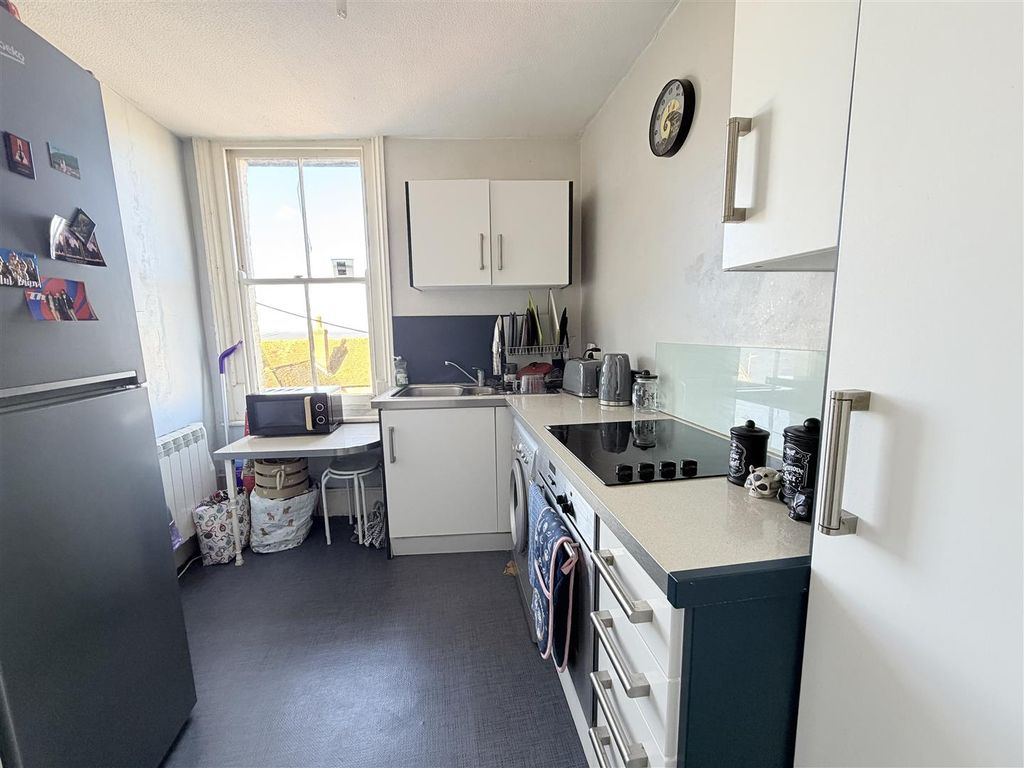 Property photo 3 of 7 Image00017.Jpeg