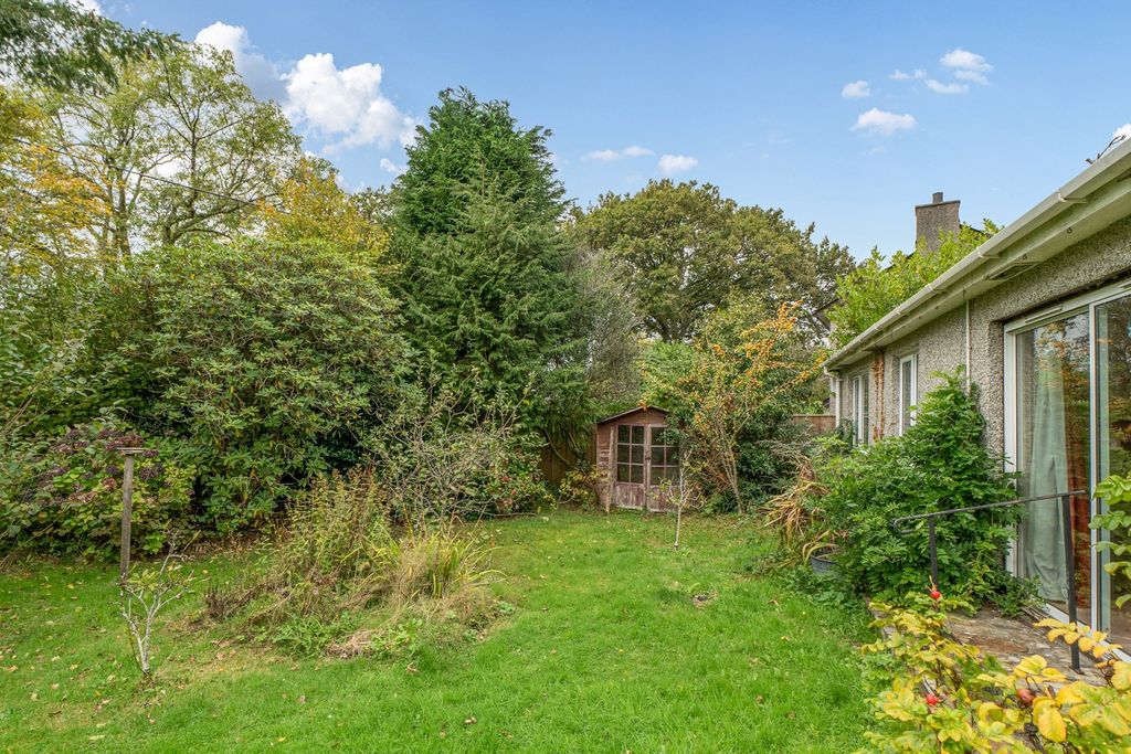 Property photo 3 of 16 5600605