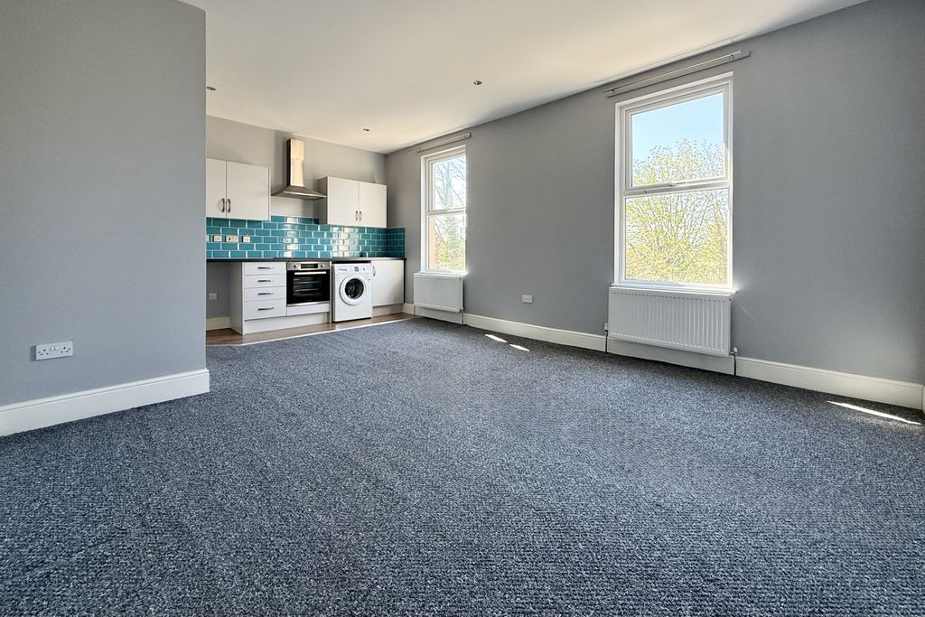 Property photo 1 of 7 1