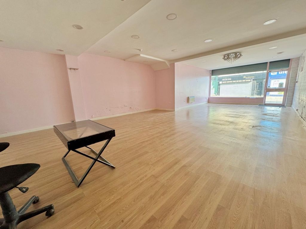 Property photo 3 of 12 9Df45005-5470-4bae-A9Be-8F7818E54Efa