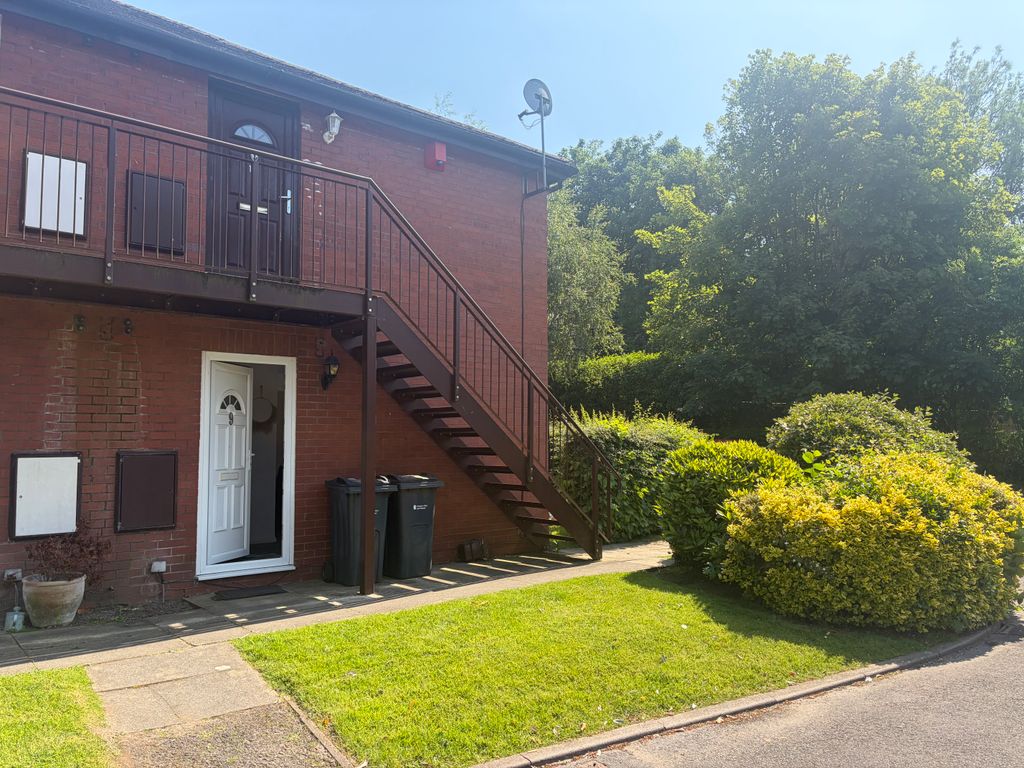 Property photo 1 of 5